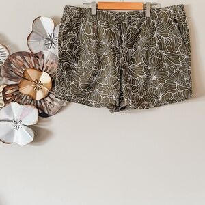 Denver Hayes Shorts - Green Floral - Extra Large